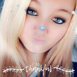 Meet your Posher, Alexis